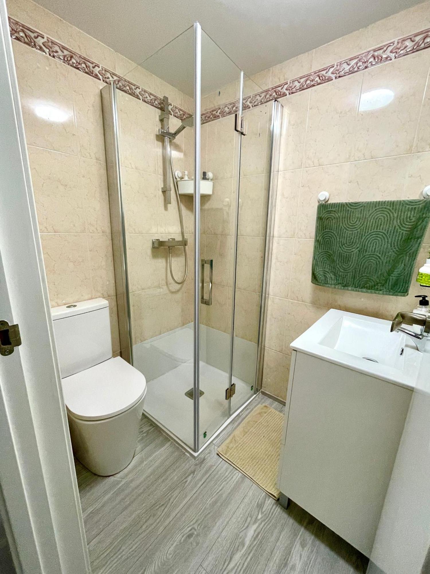 Moderno Piso De 3 En La Playa De Malaga Appartement
